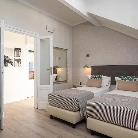 Hemeras Boutique Homes - 4 Design Homes In Center 아파트 *